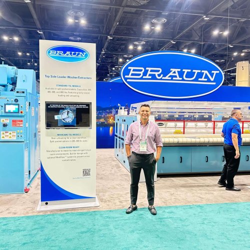 clean-show-larrygarnica-braun